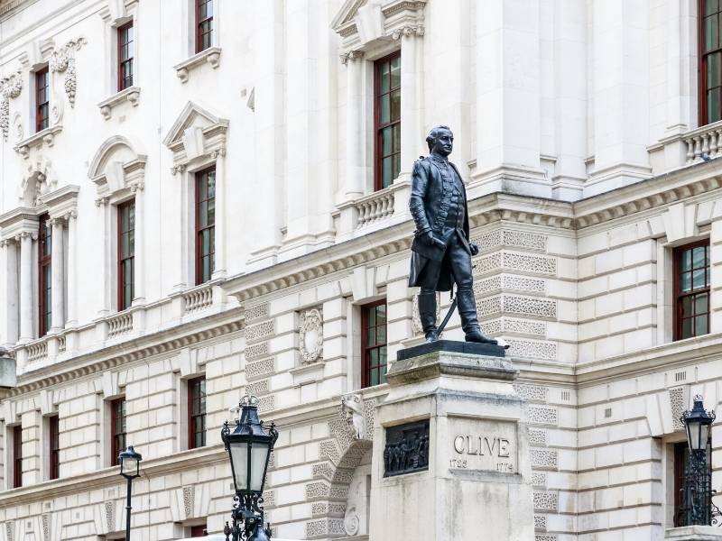 A photo showing the Churchill war Rooms and  Robert Clive Memorial statue in London one of the best virtual tours of London