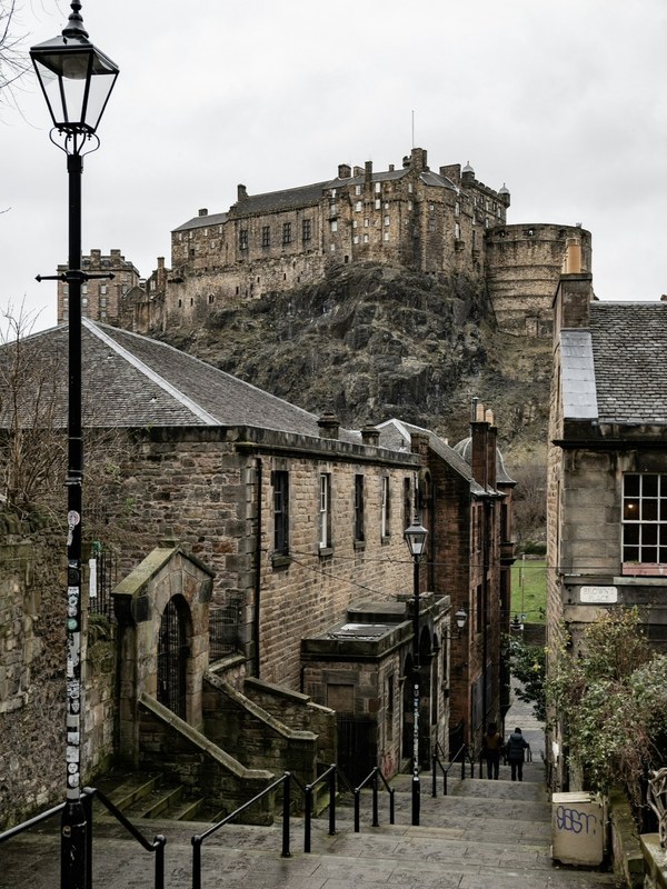 Edinburgh Castle seen from the steps of The Vennel above the Grassmarket