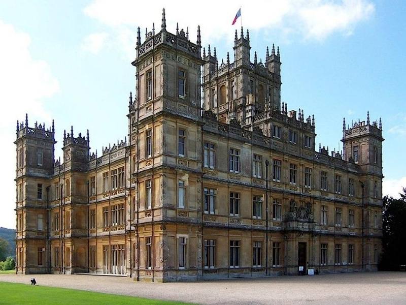 Highclere Castle as seen in Downton Abbey is a popular castle near London for tourists