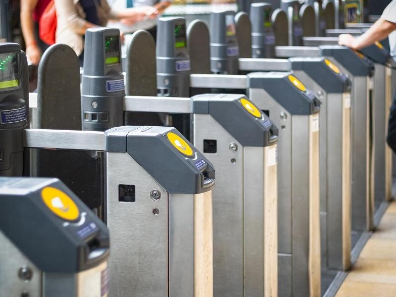 Tap your Oyster cards on the yellow panel as you enter and exit London Tube stations