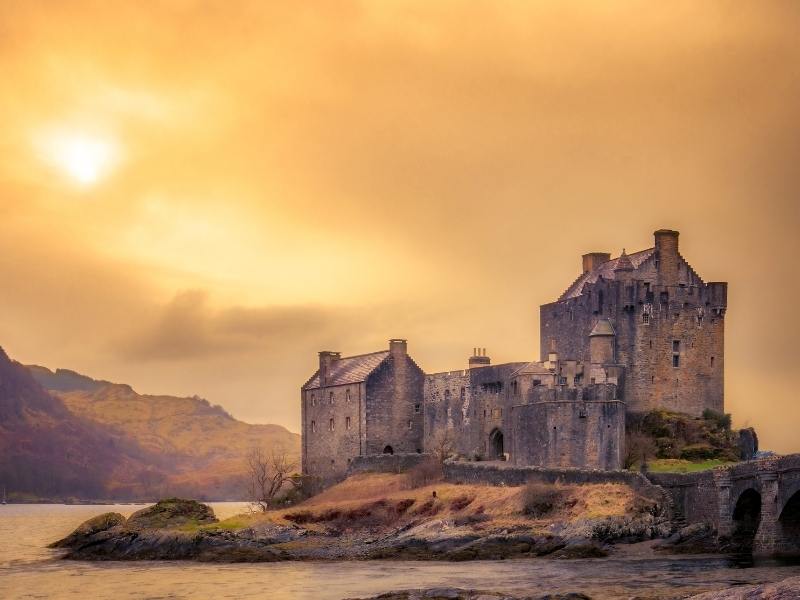 Eilean Donan Castle at dusk.