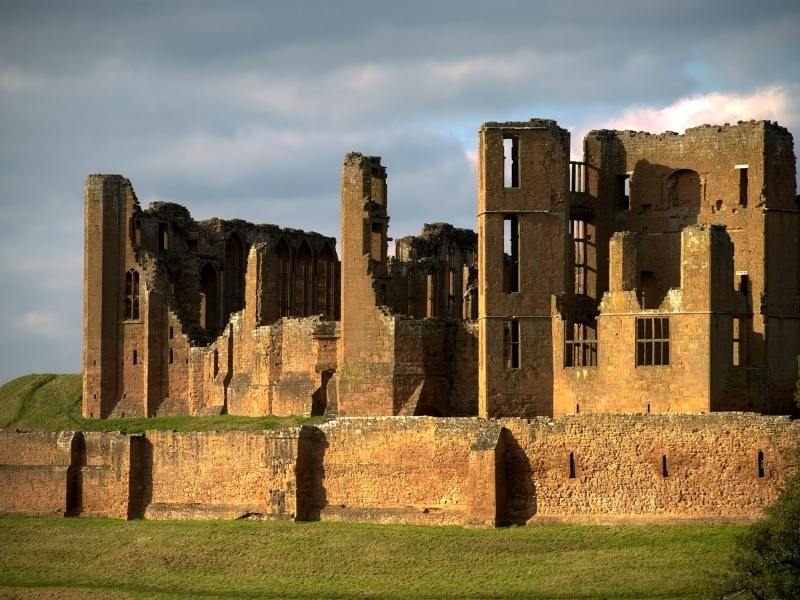 The ruins of Kenilworth Castle 