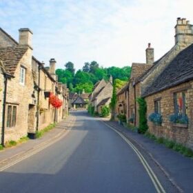 Cotswolds Travel Guide (Best Tips, Itineraries & Map)