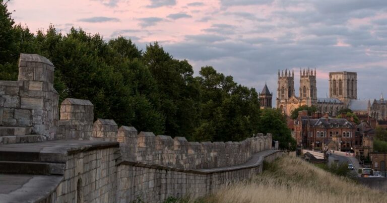 Things to do in York (Itinerary, Map + Tips)