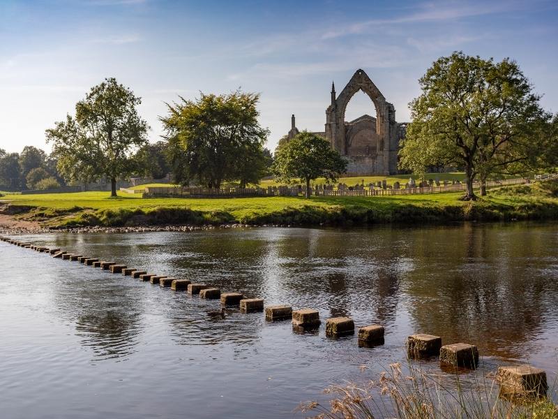 Yorkshire Travel Guide - Bolton Abbey.