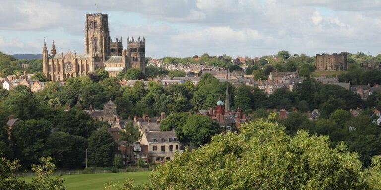Durham Travel Guide (includes map, tips + itinerary)