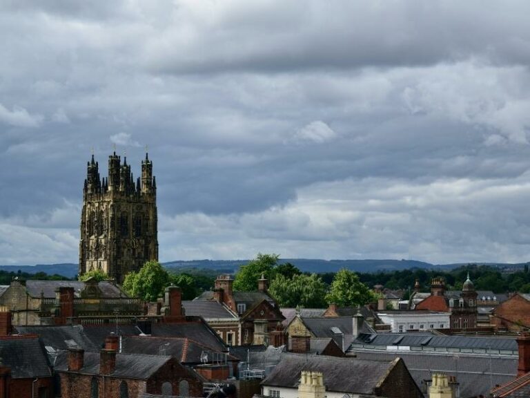 16 Best Places to Stay in North Wales (Location guide)