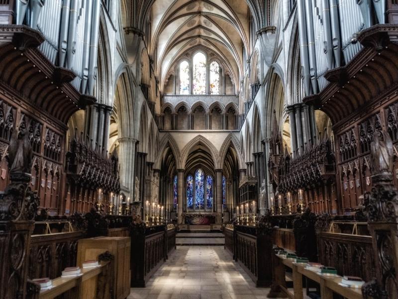 Salisbury Cathedral interior 1