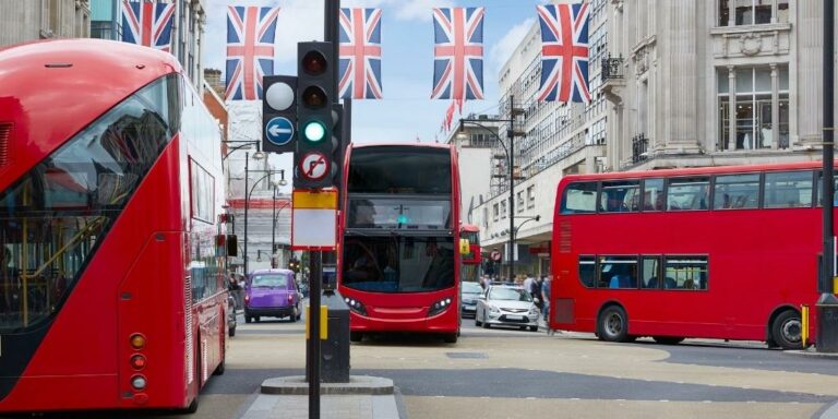 15 Best Bus Tours of London Reviewed (Ultimate guide)