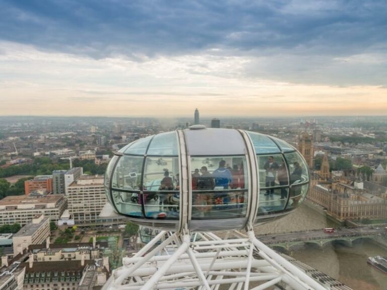 Visiting the London Eye (Best Tips, Tickets & Tours)