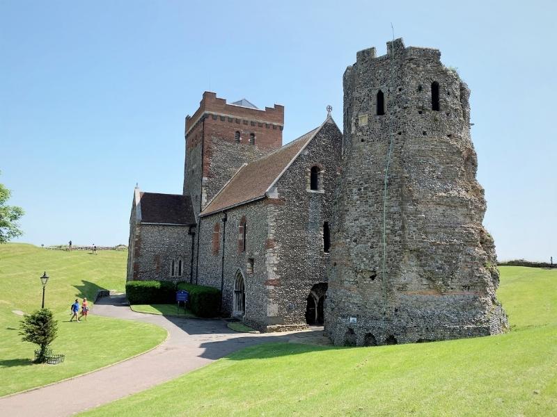 Roman Lighthouse and the Church of St Mary in Castro (Dover Castle).
