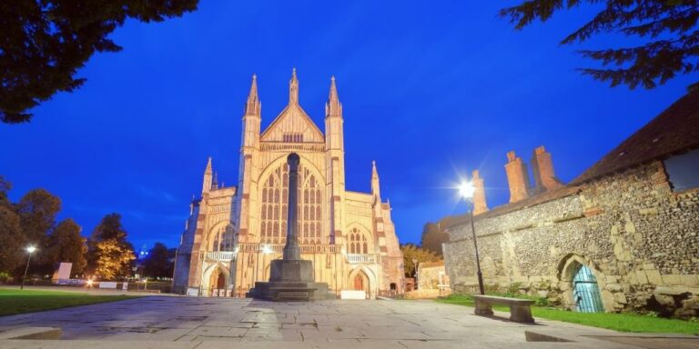 Winchester Travel Guide