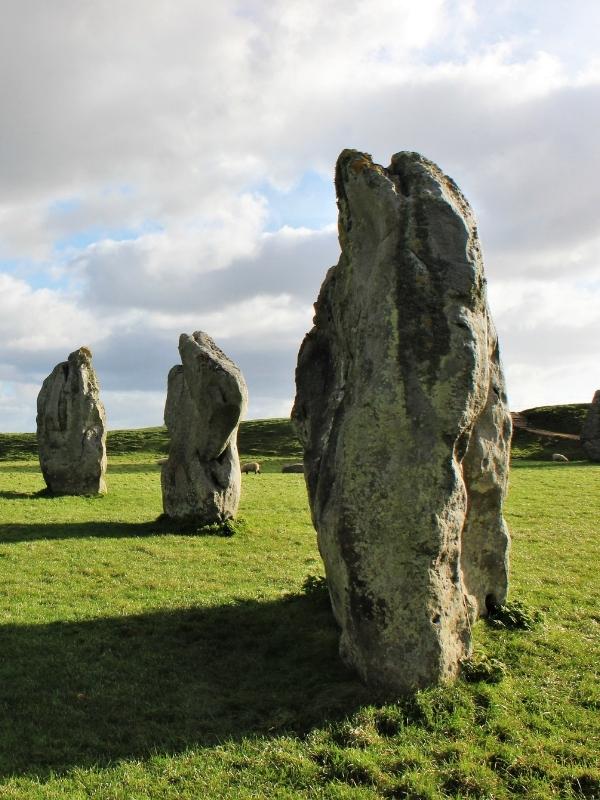 One of the most popular day trips from Bath is to Avevbury to see the ancient stone cicle