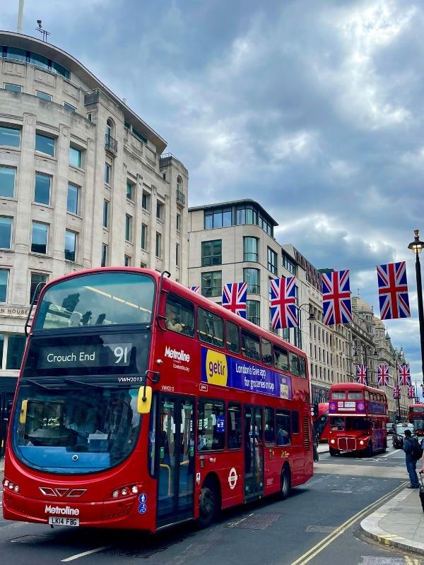 Oyster cards can be used on London buses.