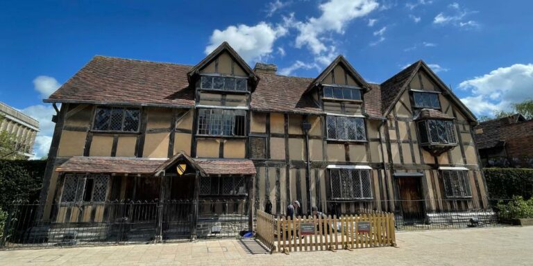 Stratford-upon-Avon Travel Guide