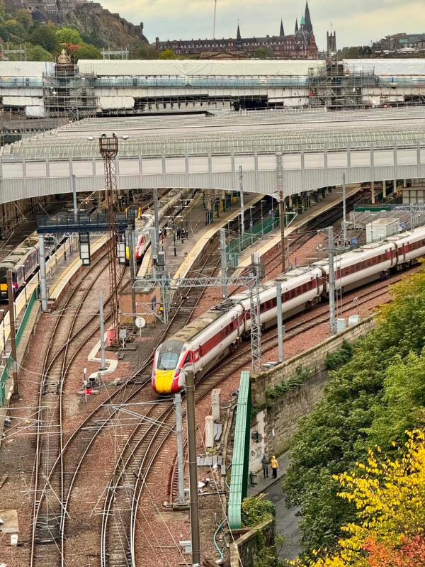 Estación Wavereley de Edimburgo